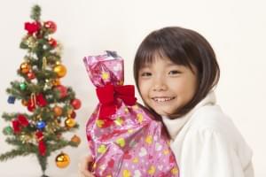 子どもへのクリスマスプレゼント予算は5,000円　～　｢カルタ｣「野球盤」は不評