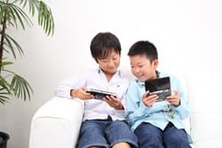 スマホのオンラインゲーム　高額請求のトラブルは5歳以下にも？