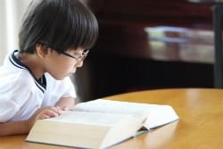 夏休みの「読書感想文」どんな本を選ぶと書きやすい？