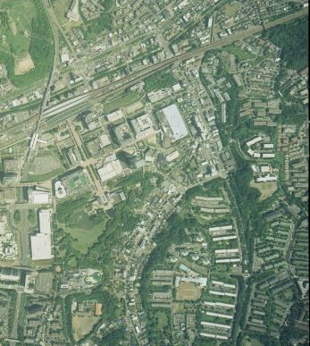 空中写真や地図から地域の変化を調べる 2000年・多摩センター