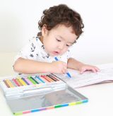 幼児の知育活動は五感を大切に！ 塗り絵の効果と楽しみ方