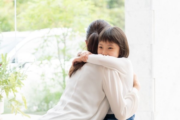 もしイライラをぶつけてしまったら、子どもにどう接する？