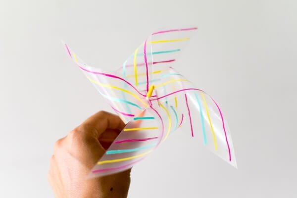 息を「ふーっ」っと吹きかけたりする