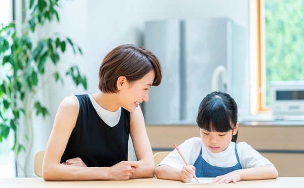 小学生の宿題を早く終わらせる方法8選【保護者のかた必見】