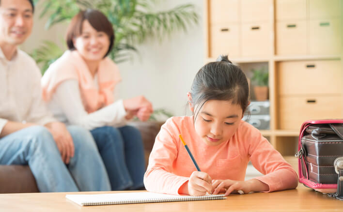 自分から勉強できる子どもは どこが違う 調査でわかった できる子が親とやっていたこと ベネッセ教育情報サイト